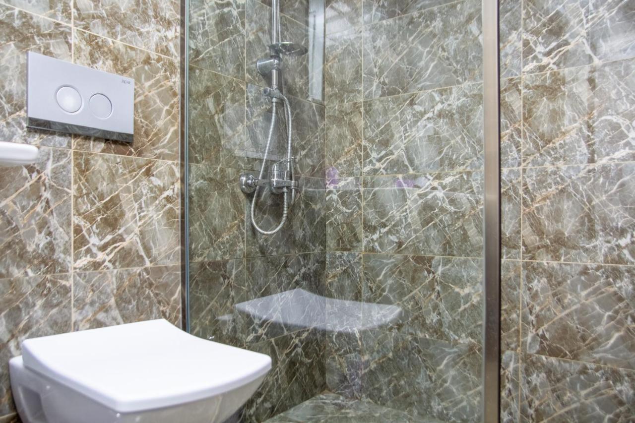 Fi Homes (Adults Only) İzmir Buitenkant foto